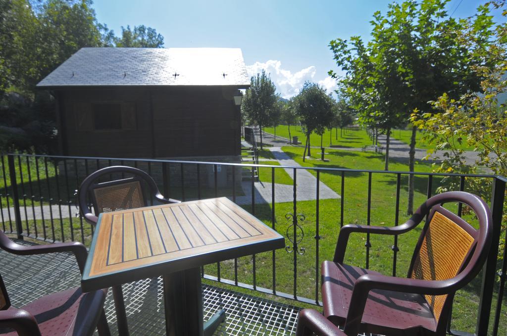 Bungalows La Borda d´Arnaldet Villanova Exterior foto